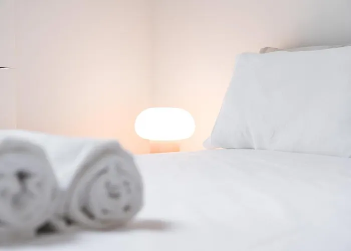 Guestready - The Modern Silveira Apartman Porto